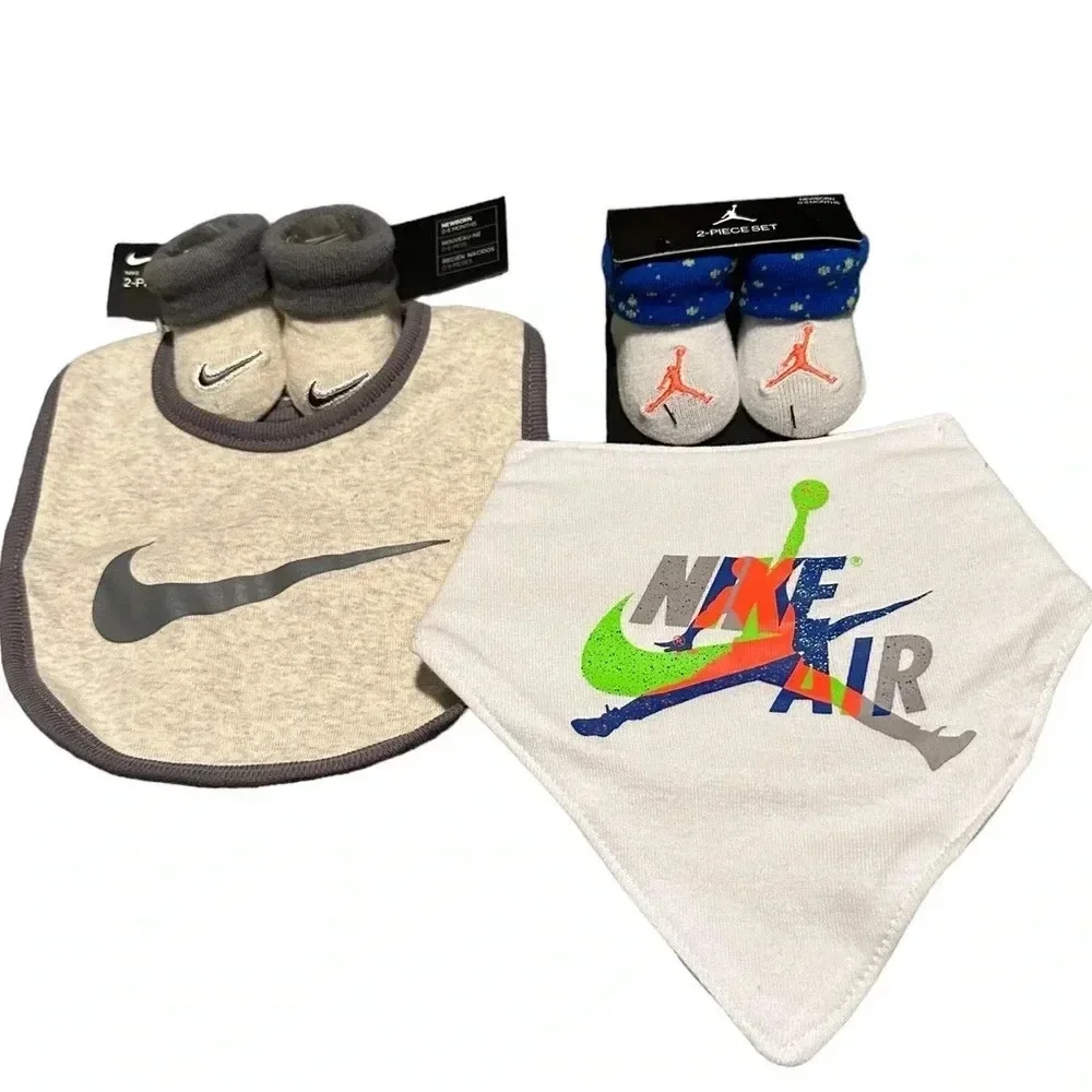 Nike Jordan Newborn Bib and Bootie Bundle